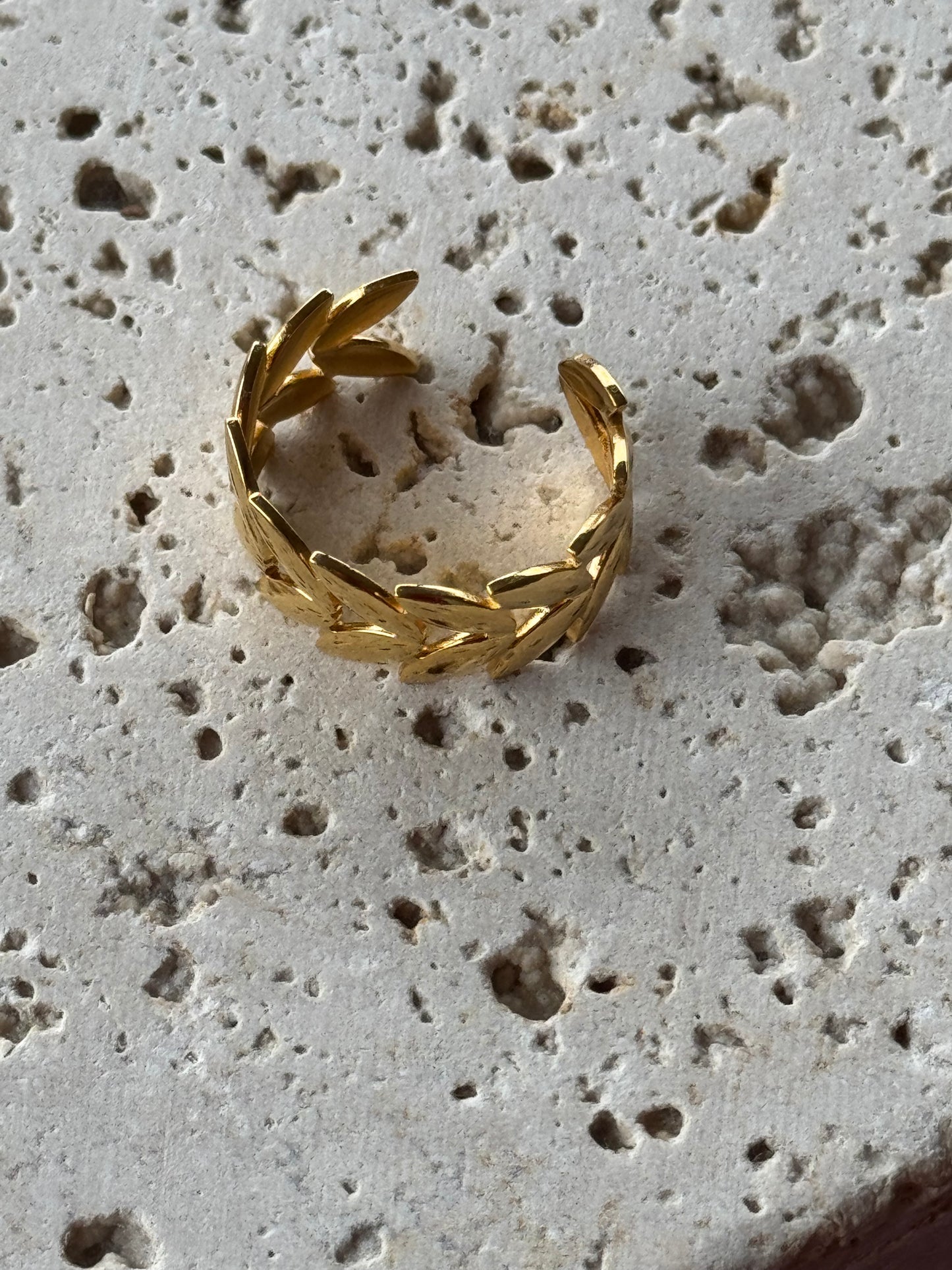 Anello in acciaio inossidabile Foglia   - oro -